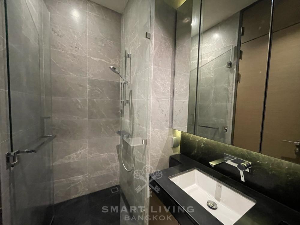 28 CHIDLOM Brand new super luxury decoration ready to move in