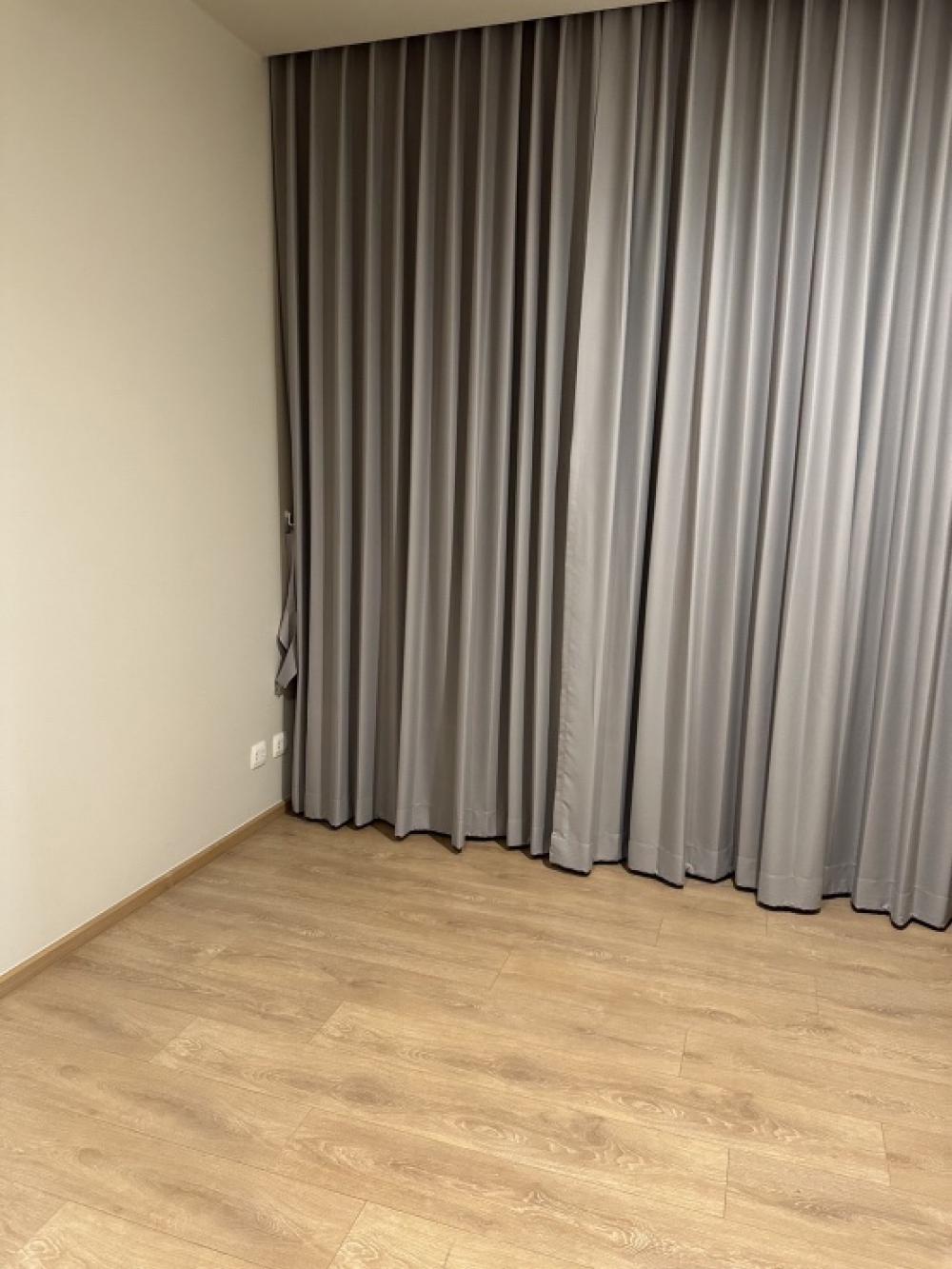 Unit at good area ,ready for rent or buy ,as you like