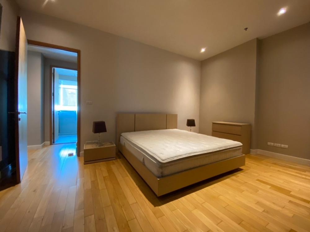 MILLENNIUM RESIDENCE ,145sq.m,3/3 beds and baths ONLY 80k.