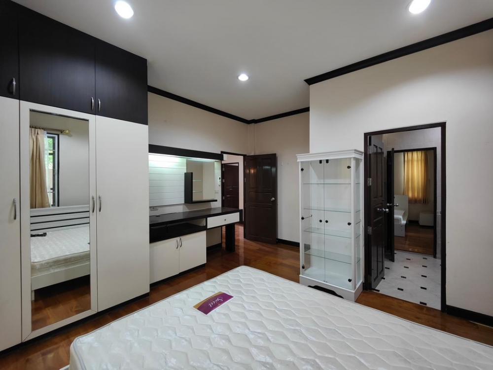 House for rent at Ekamai:250m,4/4,85k