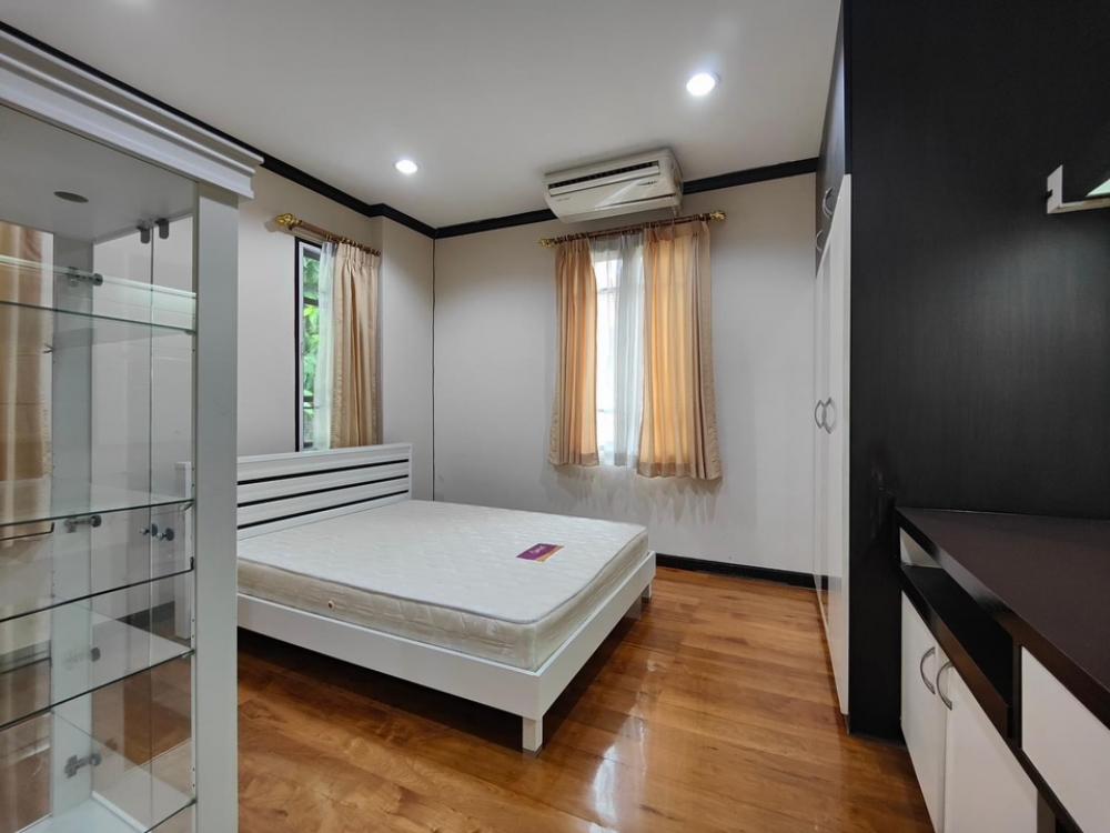 House for rent at Ekamai:250m,4/4,85k