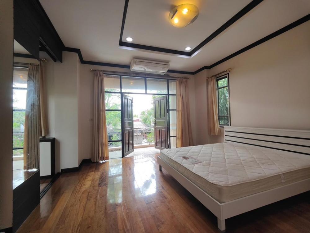 House for rent at Ekamai:250m,4/4,85k