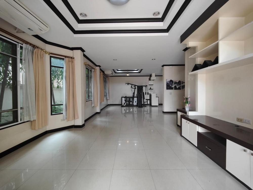 House for rent at Ekamai:250m,4/4,85k
