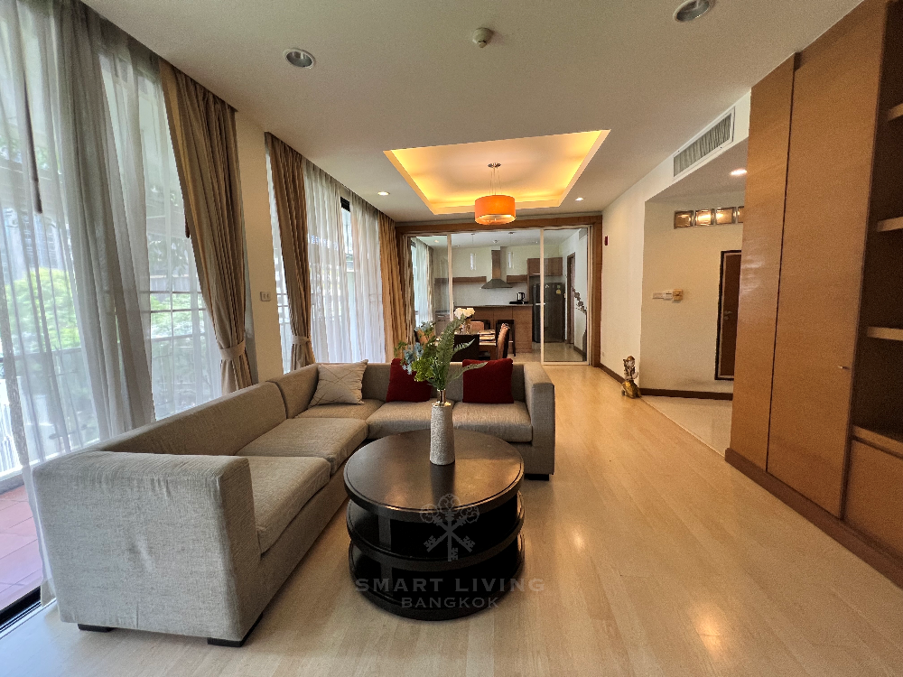 Spacious 3 bed, close to Lumpini park, best offer @100K!