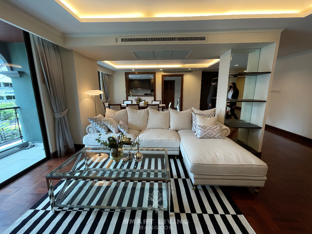 Beautiful 3bed with modern designed, close to BTS Ploenchit, only @ 87K!
