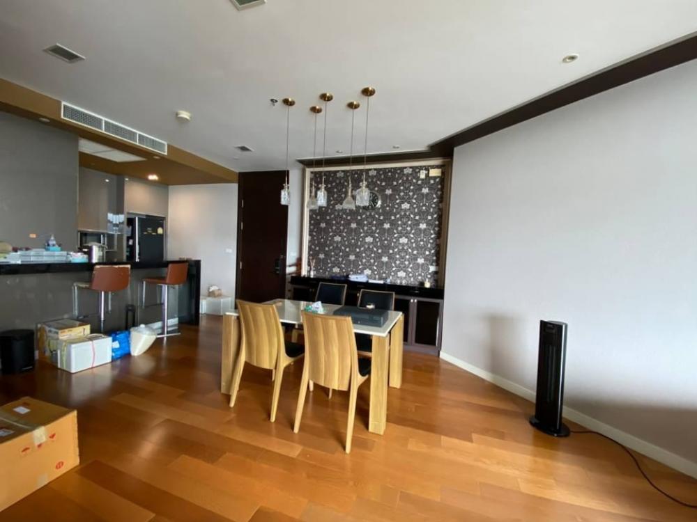 ขายด่วน CHATRIUM RESIDENCE RIVERSIDE ริมแม่น้ำ ใกล้โรงเรียน SHREWSBURY INTERNATIONAL SCHOOL 2 ห้องนอน ขนาด 122 ตร.ม ราคาเพียง 20.62 MB