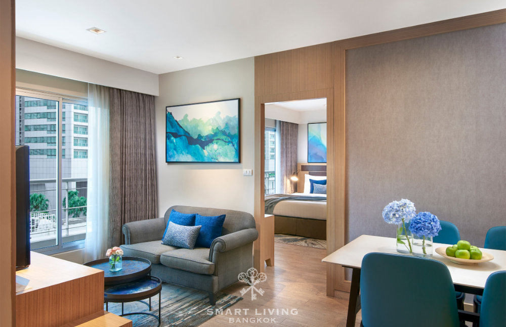 Luxury and modern style 2bed, close to BTS Asoke and Benjakiti Park, only @80K!
