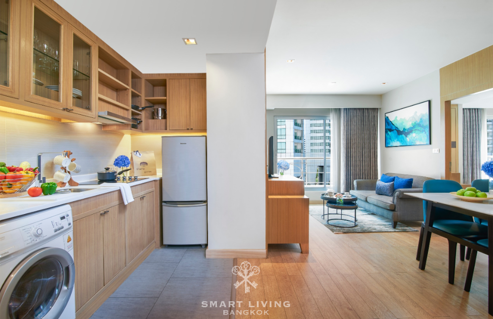 Luxury and modern style 2bed, close to BTS Asoke and Benjakiti Park, only @80K!