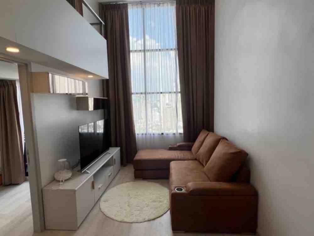 ขายด่วน KNIGHTBRIDGE PRIME SATHORN ห้อง Duplex 1 ห้องนอน ขนาด 45 ตร.ม ราคาเพียง 7.313mb
