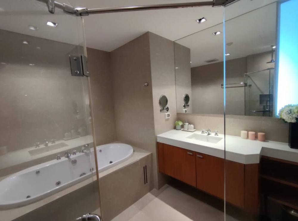 ขาย ATHENEE RESIDENCE: 121m, 2 ห้องนอน , 30 MBขายพร้อมผู้เช่ส สัญญาสิ้นสุด 24 กันยายน 2566