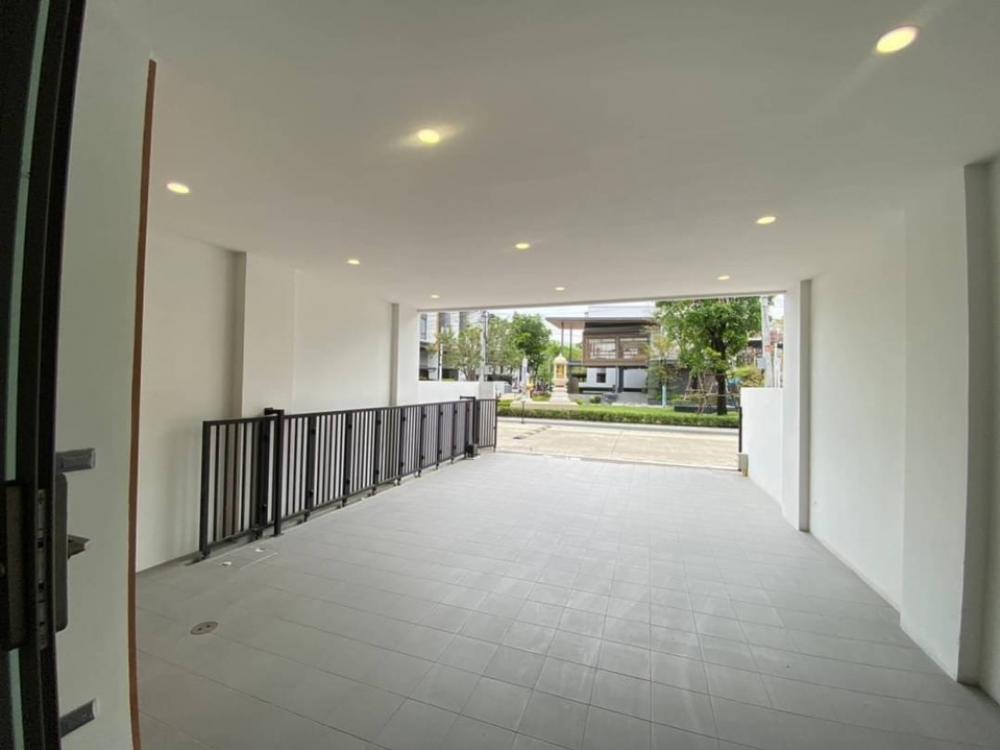 Townhome office ให้เช่า,ใหม่, พัฒนาการ , ราคา 100k