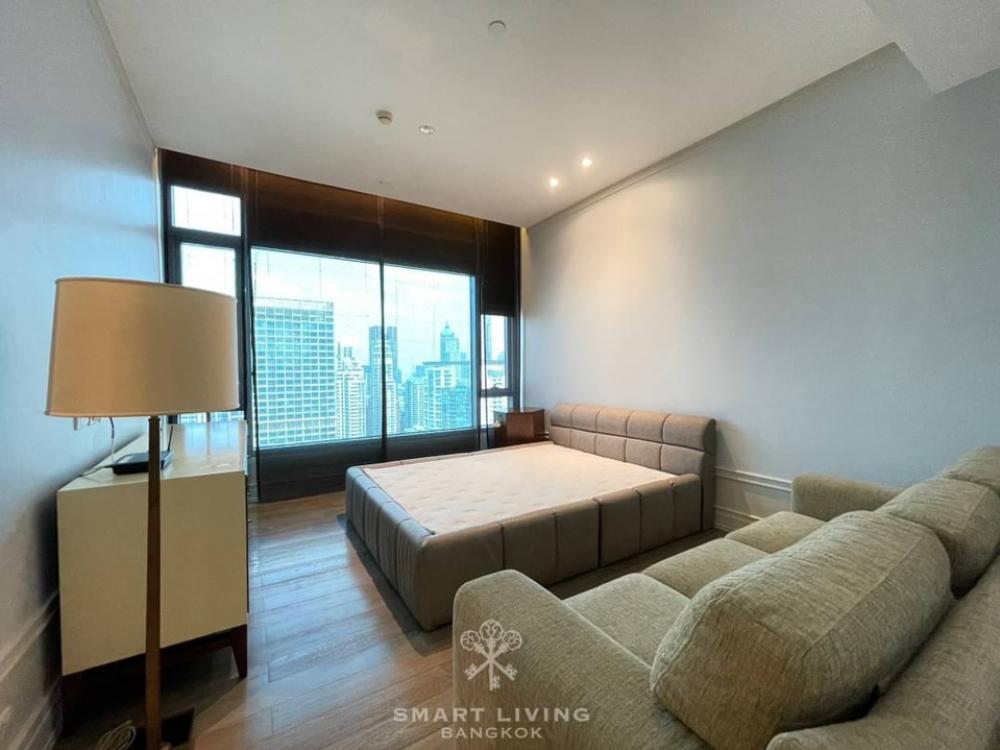 3 ห้องนอน ใหญ่ ที่ ORIENTAL RESIDENCE, วิวไม่โดนบัง ราคา เช่า 200k