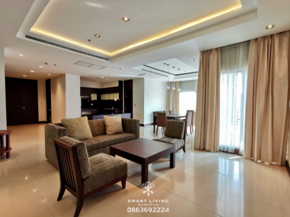 ✨ 👍  Captivating views and elegant decor  at ROYAL RESIDENCE PARK