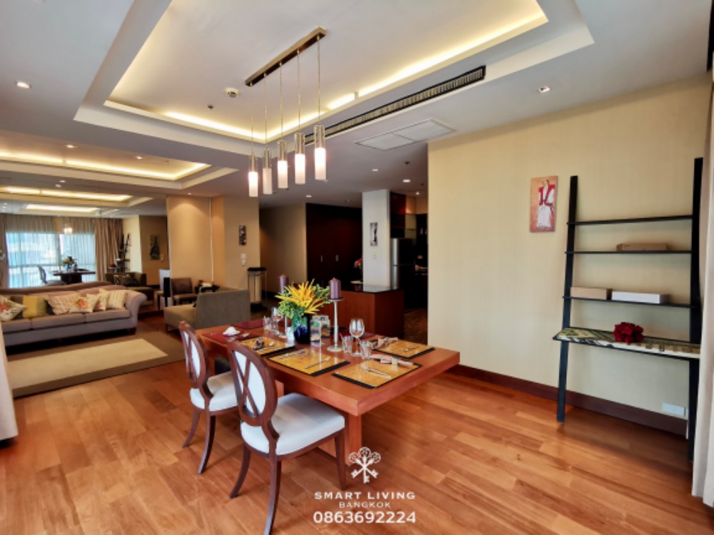 ✨ 👍  Captivating views and elegant decor  at ROYAL RESIDENCE PARK