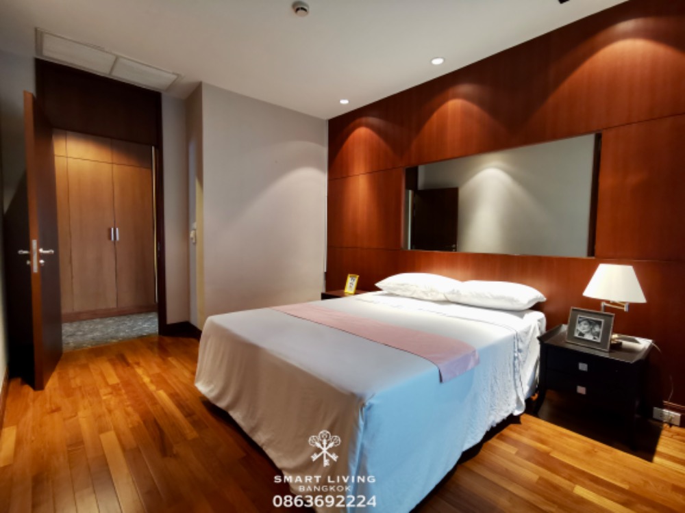 ✨ 👍  Captivating views and elegant decor  at ROYAL RESIDENCE PARK