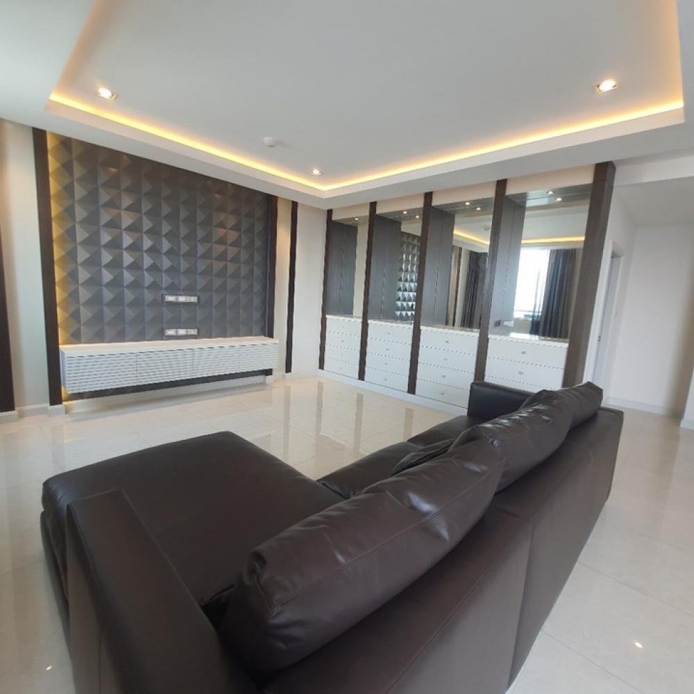 ให้เช่า penthouse duplex FOUR WINGS RESIDENCE SRINAKARIN,3 ห้องนอน, ราคาเพียง 130k
