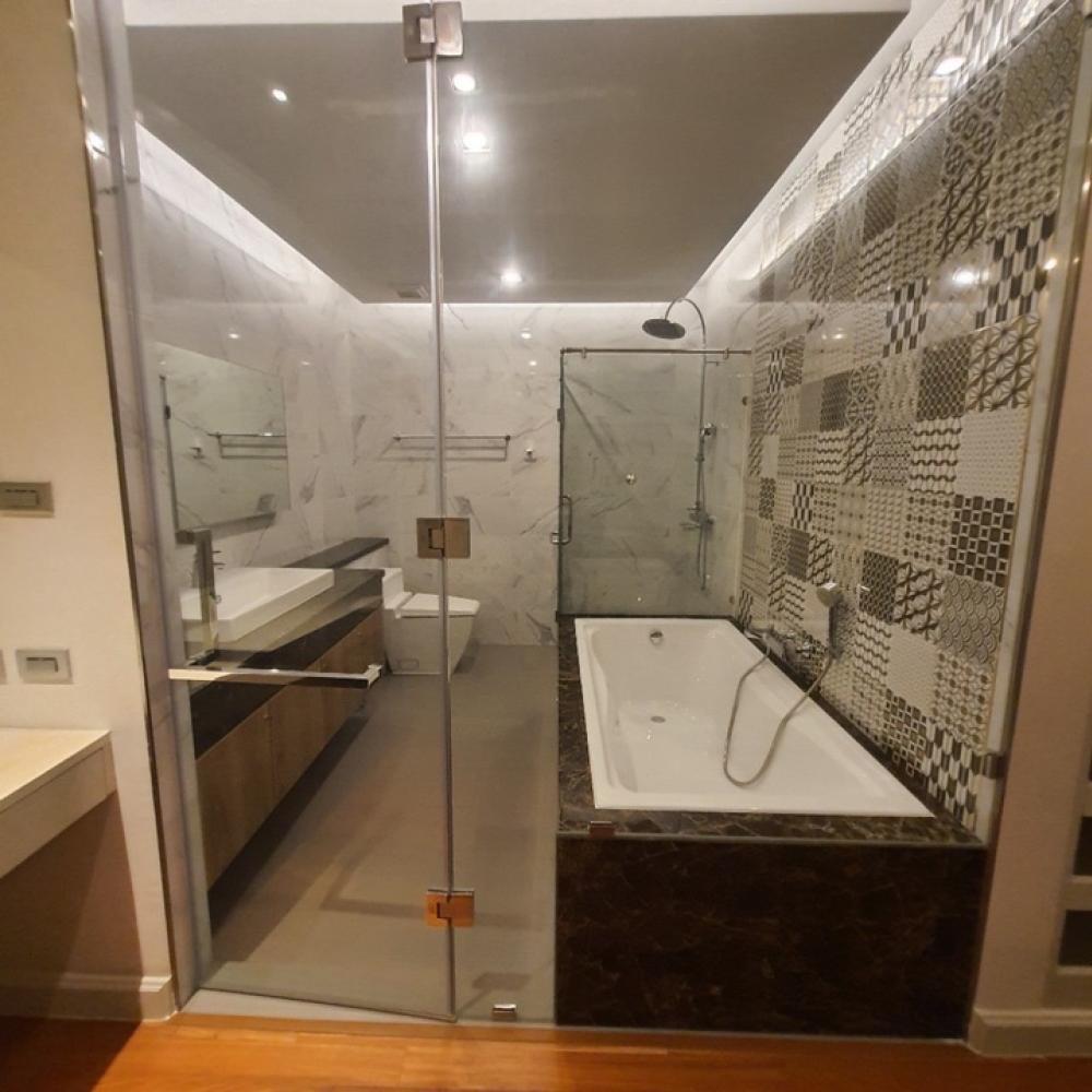ให้เช่า penthouse duplex FOUR WINGS RESIDENCE SRINAKARIN,3 ห้องนอน, ราคาเพียง 130k