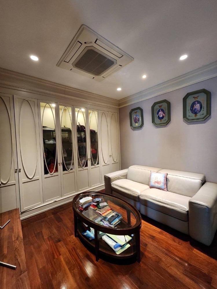 Grand Bangkok Boulevard , Great location ,  near to BTS Bearing