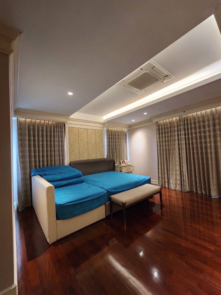 Grand Bangkok Boulevard , Great location ,  near to BTS Bearing