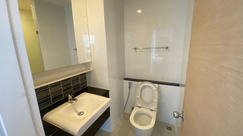 The Coast Bangkok 3 ห้องนอน ใกล้BTS บางนา , ทางด่วนบูรพาวิถี