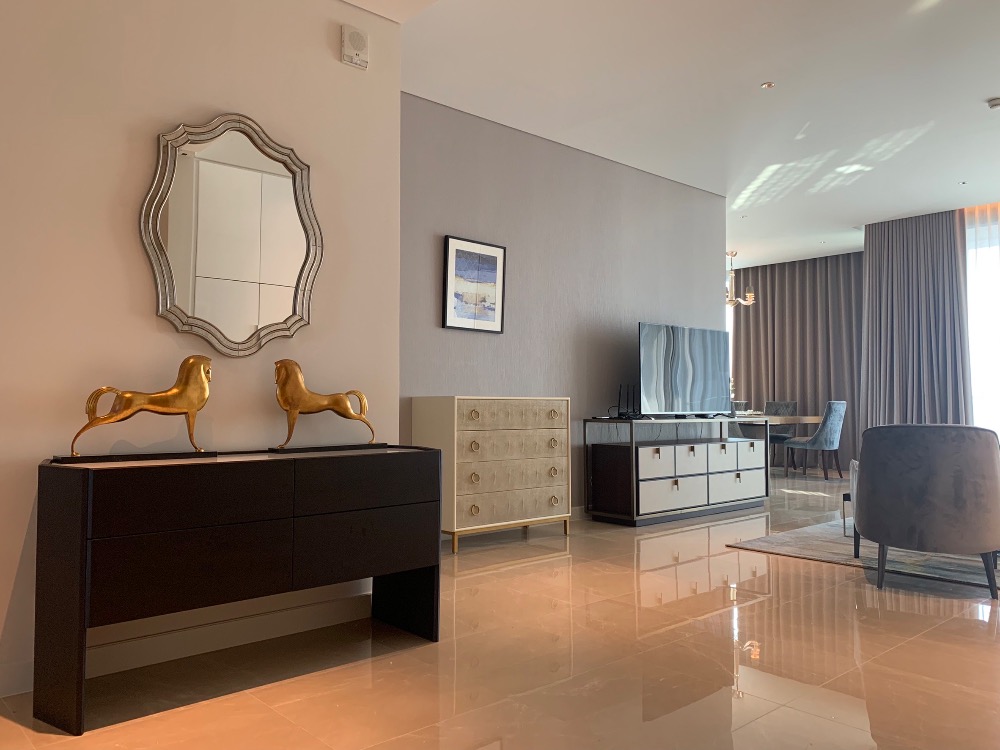 ให้เช่า SINDHORN RESIDENCE 3 ห้องนอน ใกล้ BTS เพลินจิต