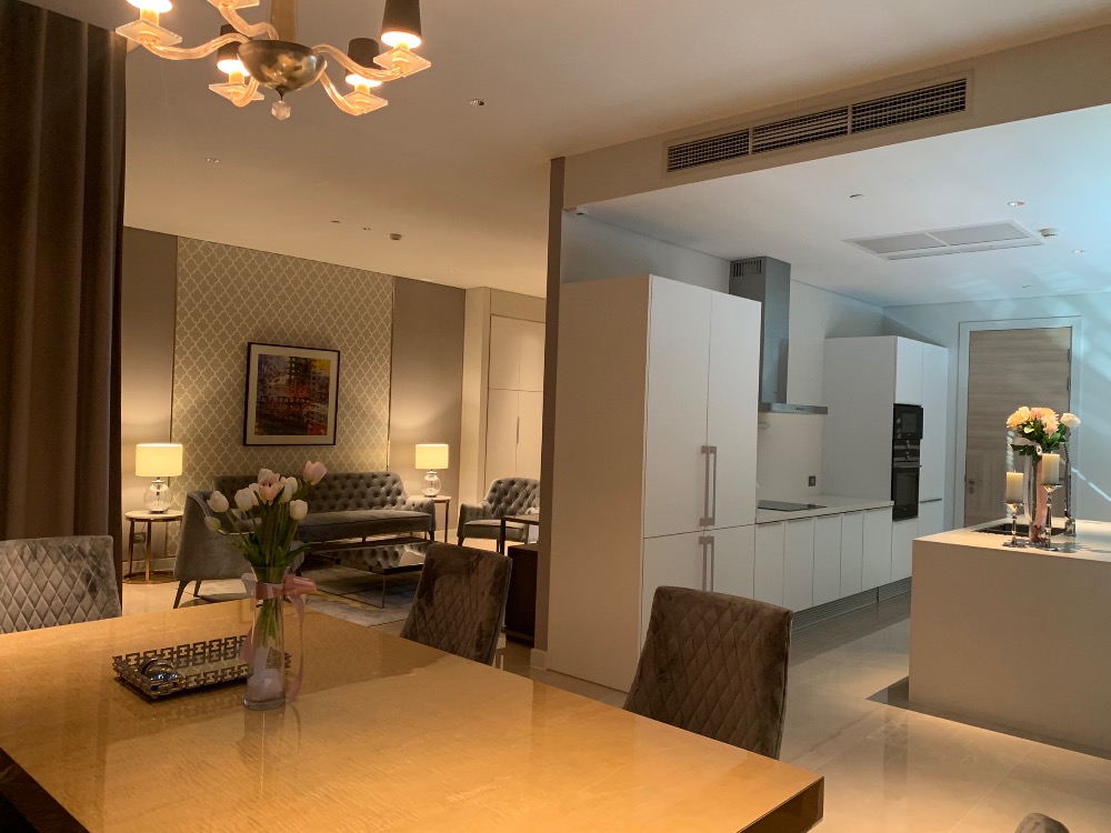 ให้เช่า SINDHORN RESIDENCE 3 ห้องนอน ใกล้ BTS เพลินจิต
