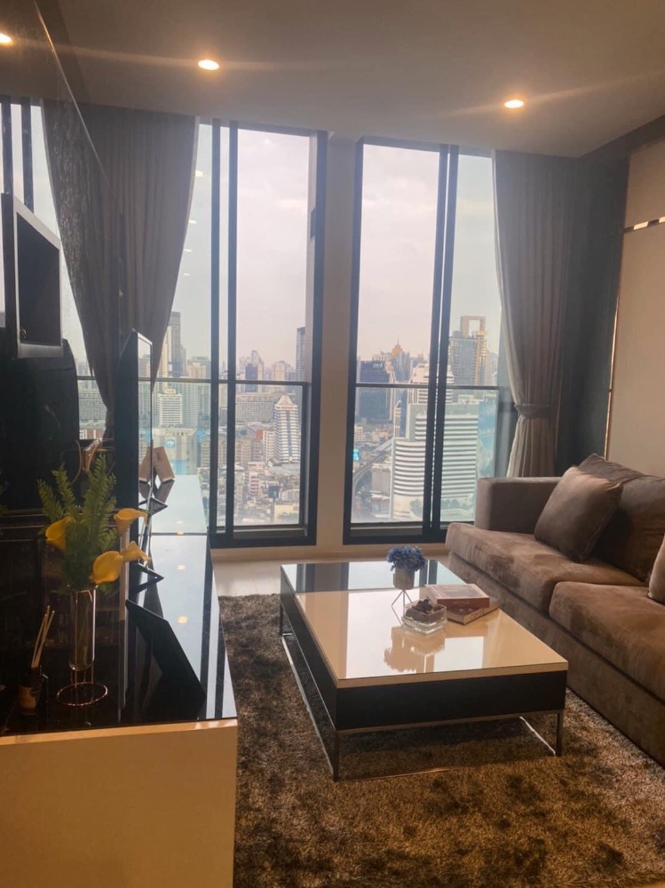 For sale 1 bedroom at Noble Ploenchit ,with special entrance to BTS Ploenchit