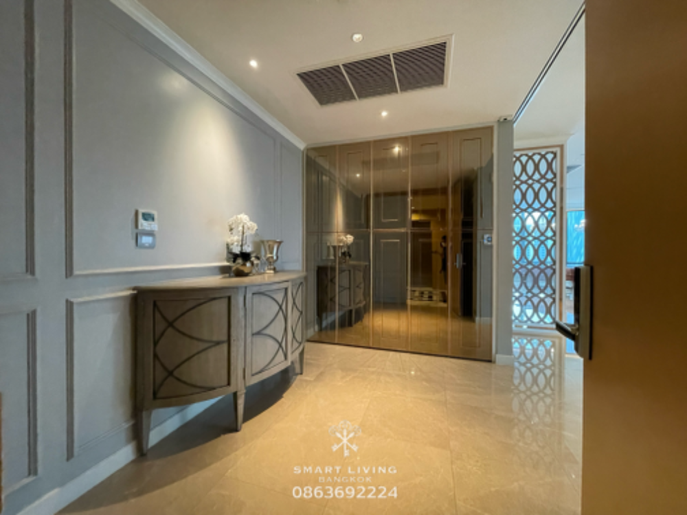 เช่า/ขาย  SINDHORN RESIDENCE ,2 ห้องนอน ระเบียงกว้าง ใกล้ BTS เพลินจิต
