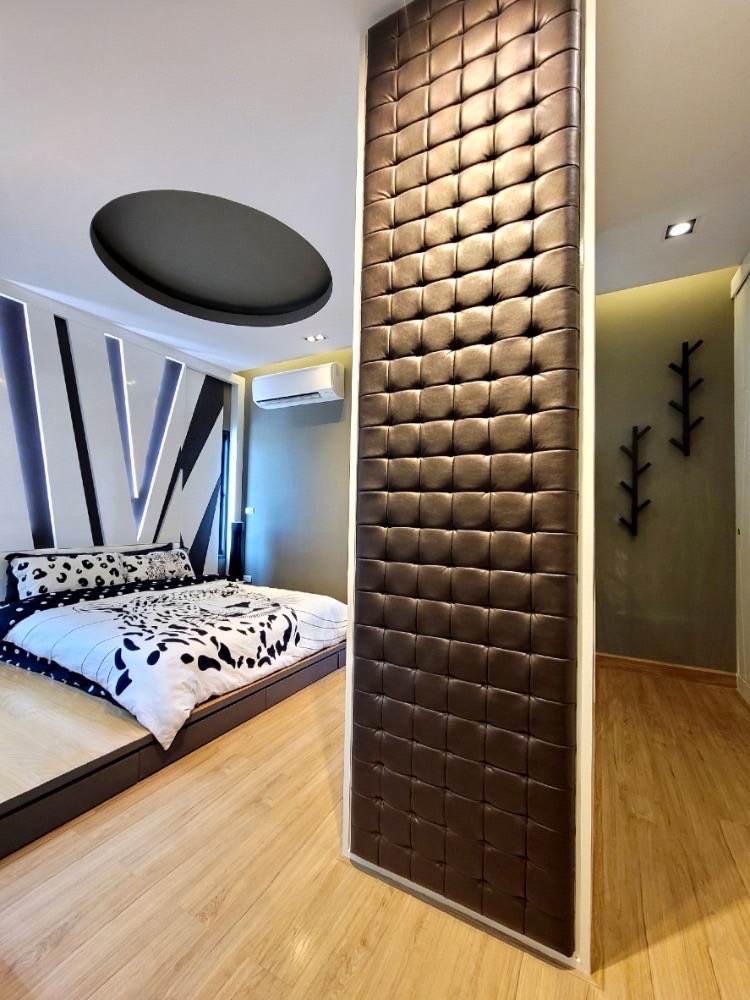 For rent home near Central rama 9 and MRT Rama 9 only 700 meters