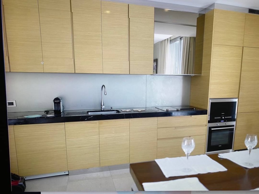 For rent/sale in CBD area near Lumpini park and BTS Saladaeng