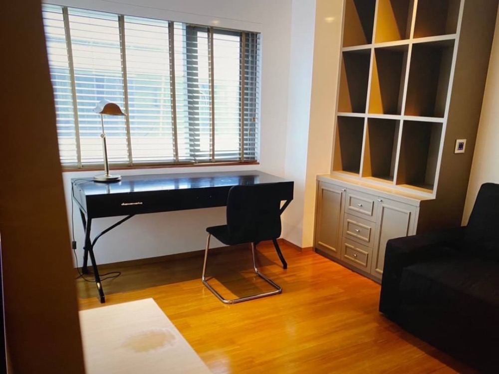 For rent/sale in CBD area near Lumpini park and BTS Saladaeng