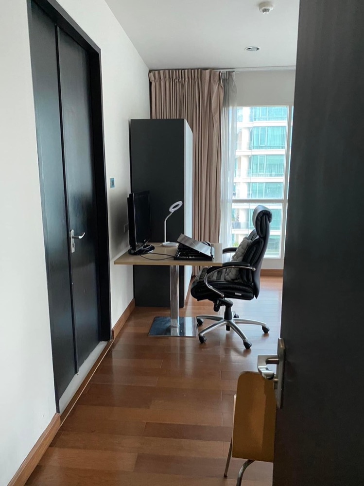 ให้เช่า Address sathorn , 2 ห้องนอน ใกล้ BTS Surasak