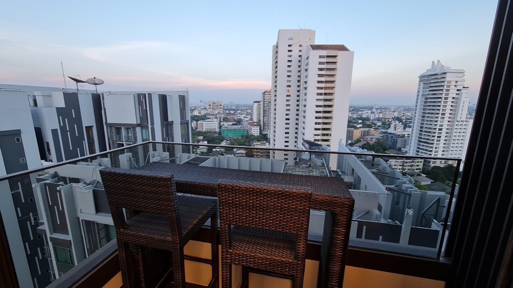 ให้เช่า The Fine bangkok ekkamai 12 , 2 ห้องนอน ใกล้ BTS Ekkamai