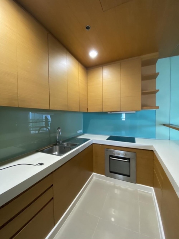 🔥 ขายด่วน Condominium by the river, Chatrium riverside residence, 2 bedrooms , river view, next to Shrewsbury international school