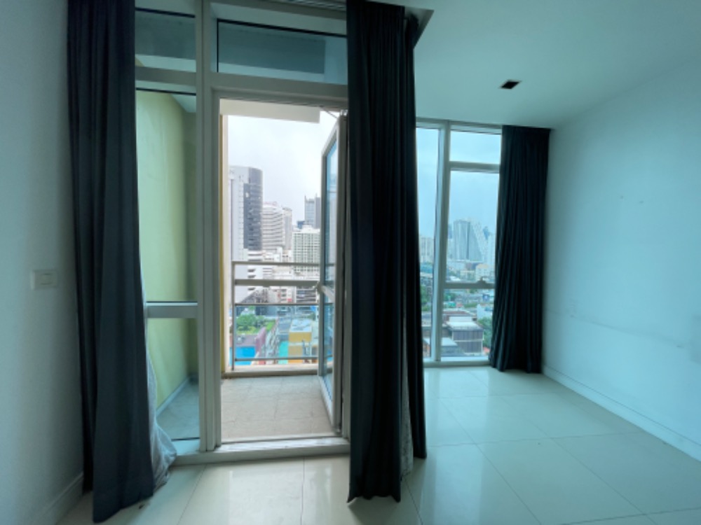 For rent 2 bedrooms at Athenee residence near BTS Ploenchit