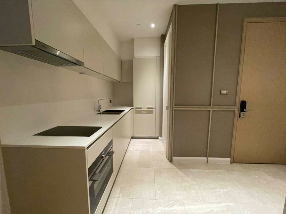 ให้เช่า Magnolia Waterfront Residence , 1 ห้องนอน ใกล้ BTS Sapan Taksin
