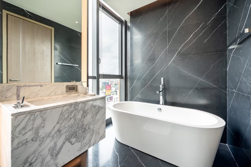 ให้เช่า Monument Thonglor, 2 bedrooms near BTS Thonglor