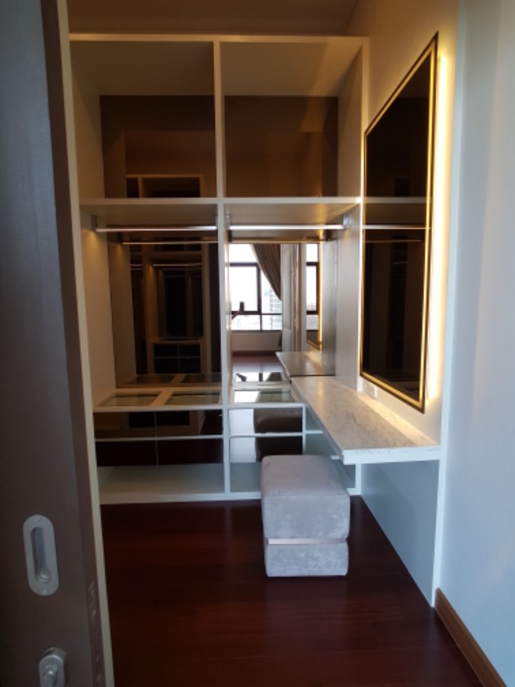 ให้เช่า SUPALAI ELITE SATHORN-SUANPLU , 4 ห้องนอน ใกล้ BTS Chong Nonsi