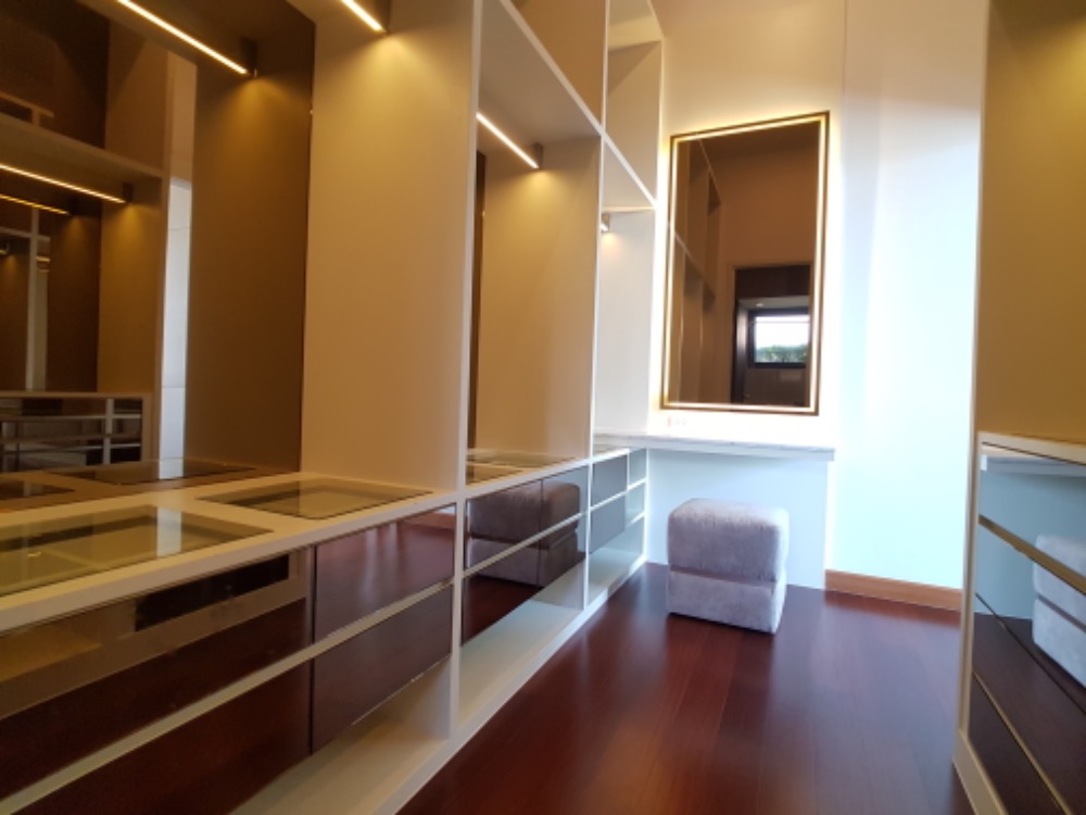 ให้เช่า SUPALAI ELITE SATHORN-SUANPLU , 4 ห้องนอน ใกล้ BTS Chong Nonsi