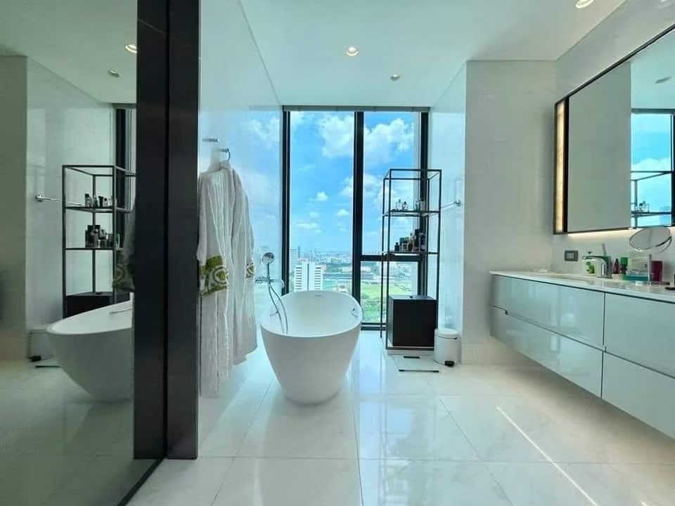 ให้เช่า Sindhorn Kempinski ,3ห้องนอน ใกล้ BTS ราชดำริ