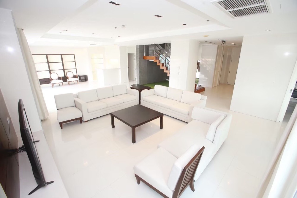 ให้เช่า 4 ห้องนอน, ห้องขนาดใหญ่ ใกล้ BTS ราชดำริ