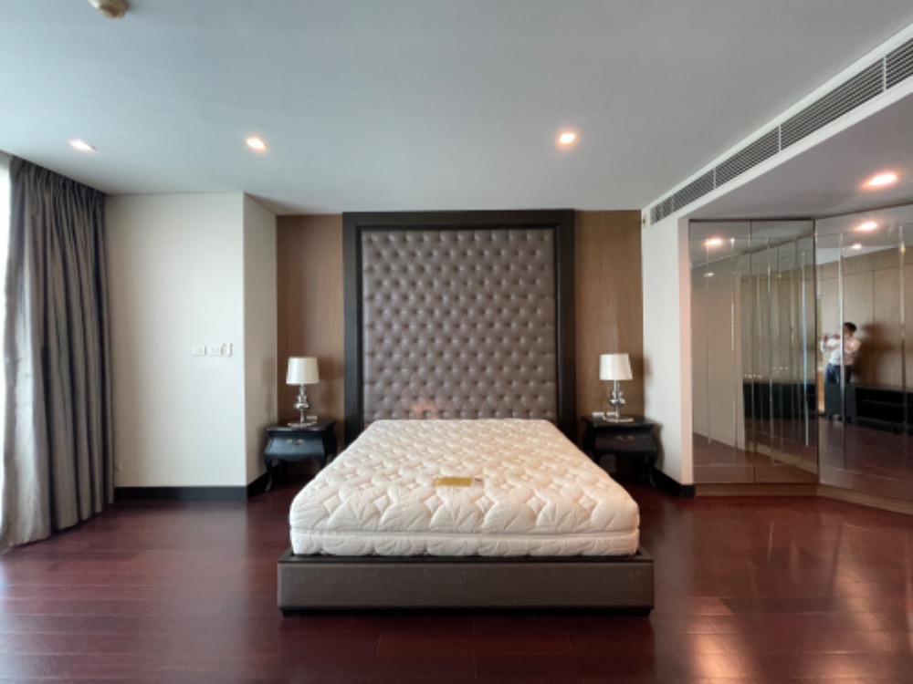 ให้เช่า THE PARK CHIDLOM ,4ห้องนอน ใกล้ BTS ชิดลม