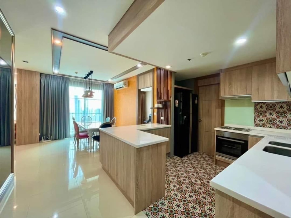 🔥 ขายด่วน Villa Asoke , 3 ห้องนอน ใกล้ MRT Petchaburi