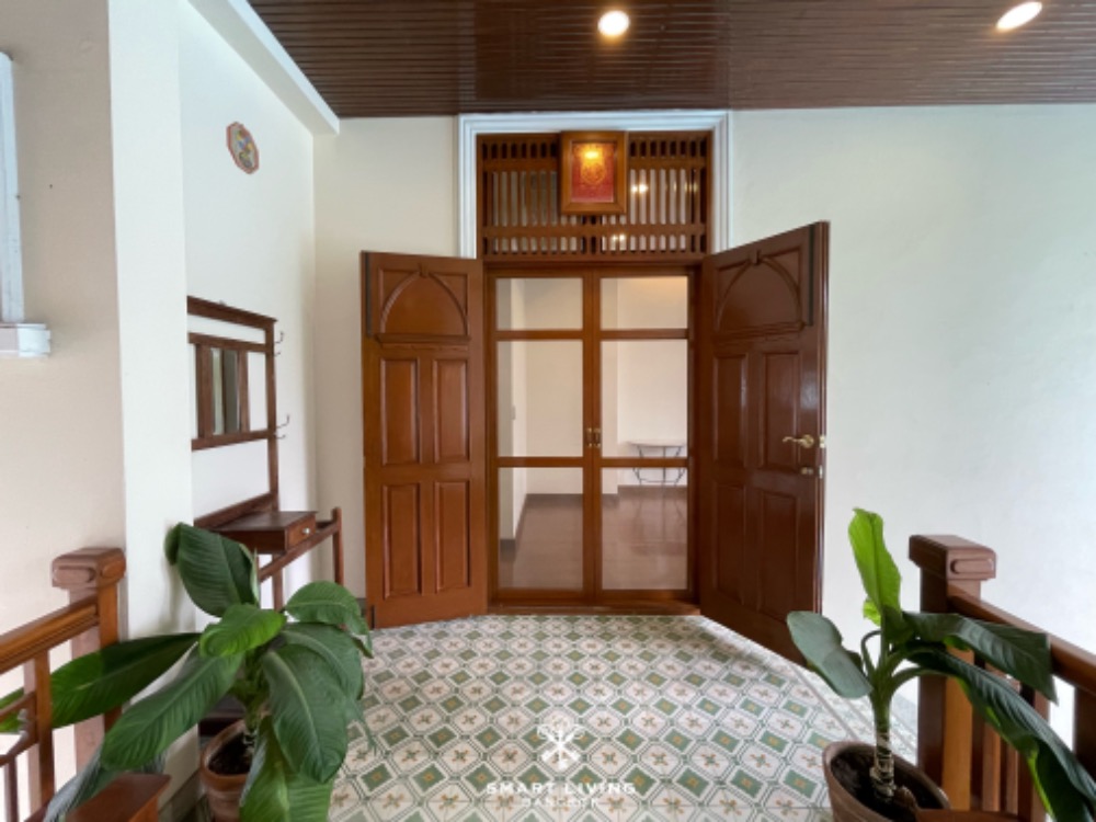 ✨ 👍For rent Townhouse 3 bedrooms with shared pool , near BTS Thonglor