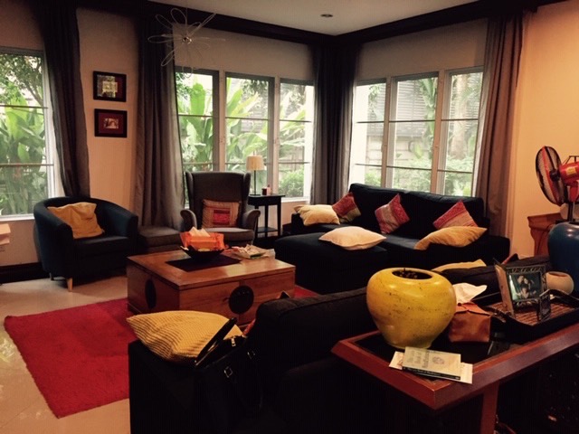 ให้เช่า Townhouse skv 36 , 4 ห้องนอน ใกล้ BTS Thonglor