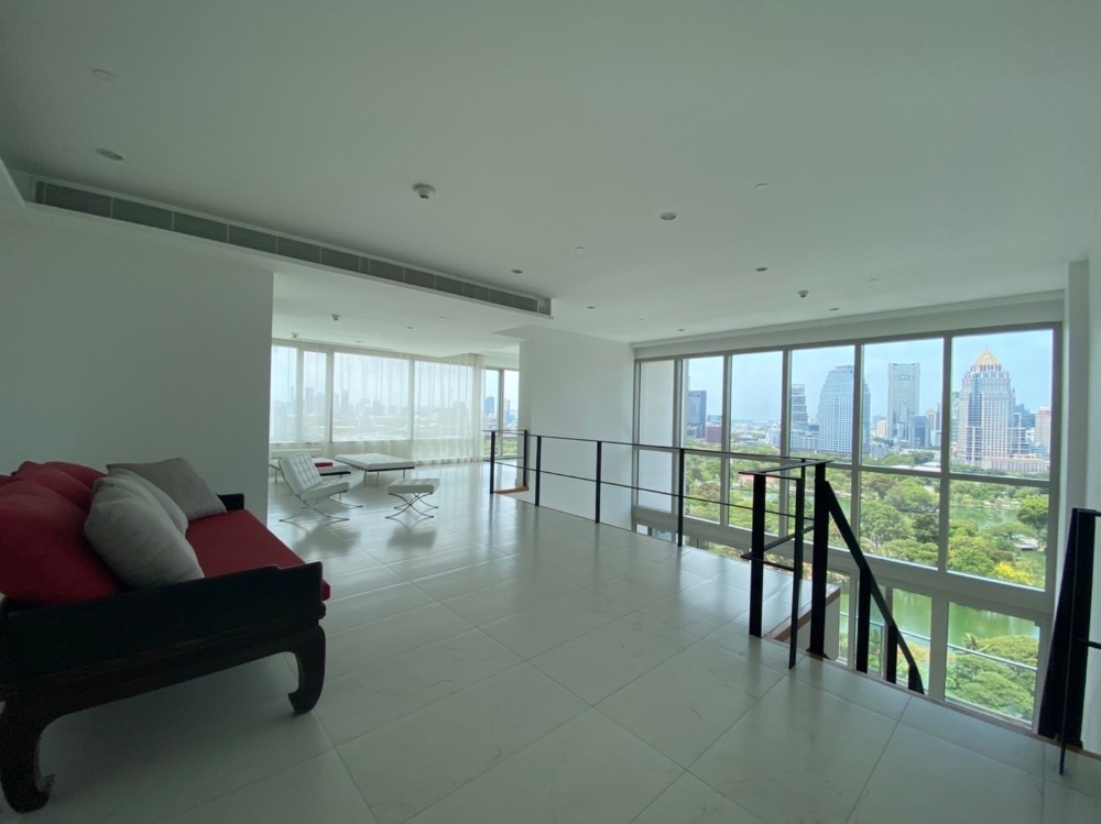 ให้เช่า 185 RAJADAMRI , 3 ห้องนอน Duplex ,เพดานสูง ,วิวสวนใกล้ BTS ราชดำริ