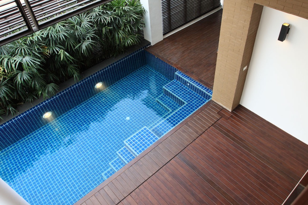 House for rent ,4 bedrooms, Huge space ,Near BTS Asoke