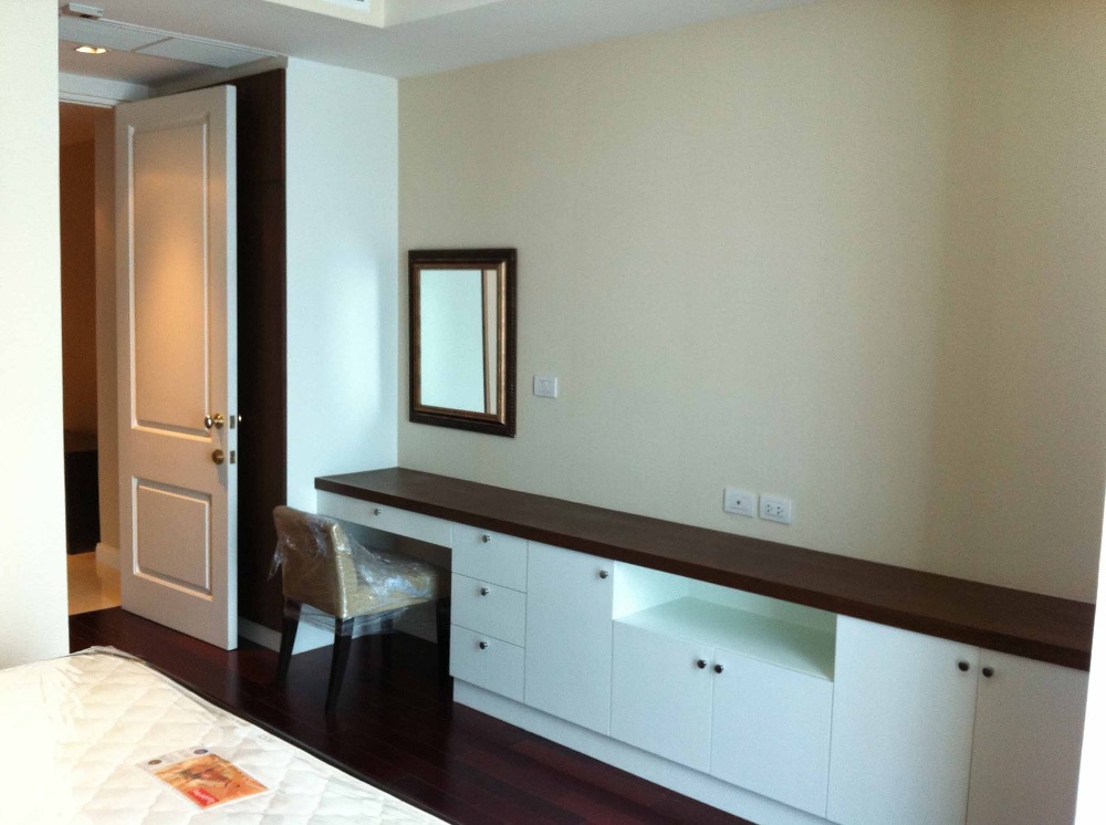 ✨👍🏻For rent Athenee Residence, 3 bedrooms near BTS Ploenchit.