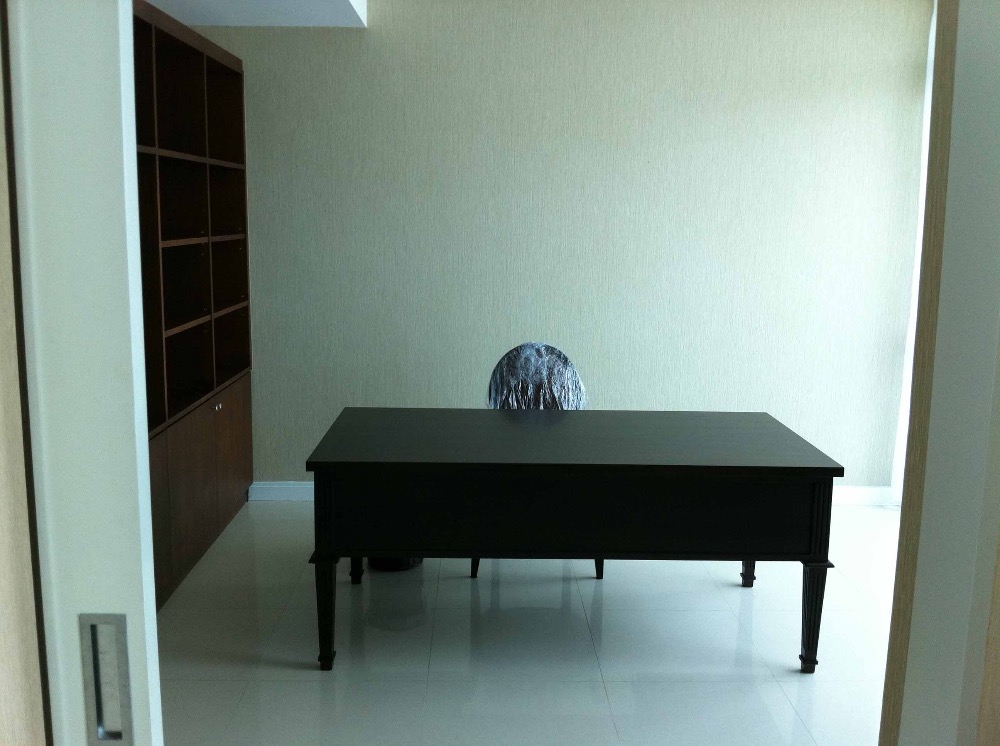 ✨👍🏻For rent Athenee Residence, 3 bedrooms near BTS Ploenchit.