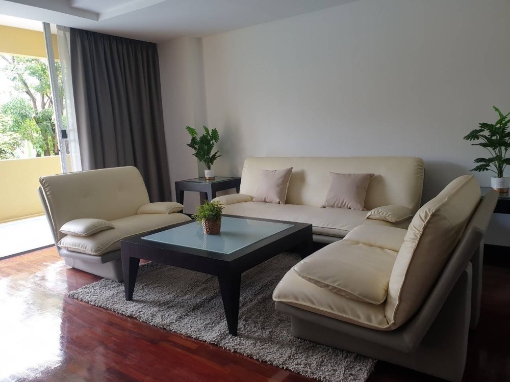 ให้เช่า Charkthip court , 3 ห้องนอน ใกล้ BTS Asoke